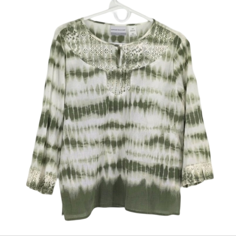 Alfred Dunner blouse  size 12 P excellent condition!